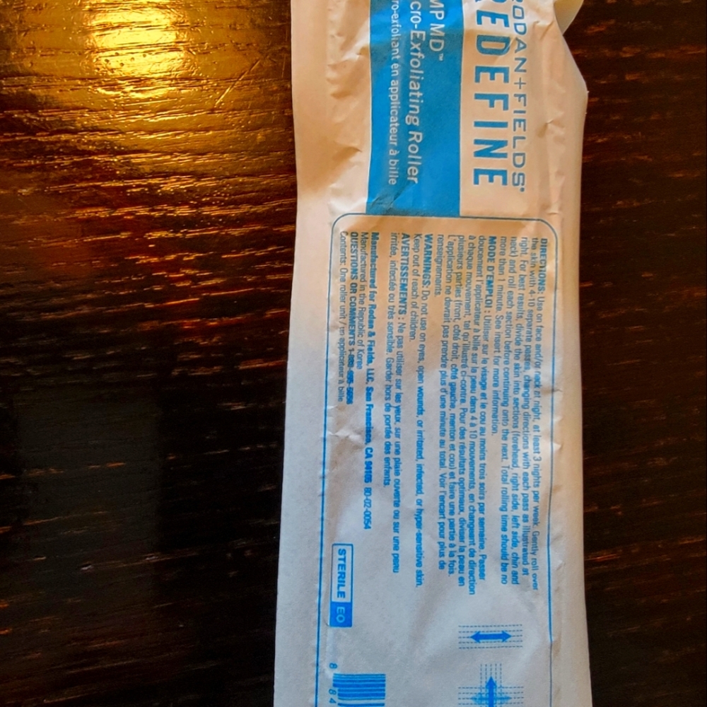 *SOLD* Rodan-fields REDEFINE AMP MD Micro - Exfoliating Roller B66 New!